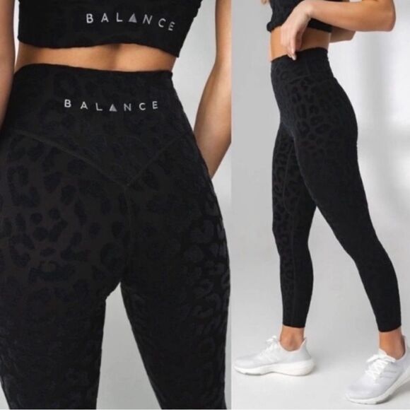 Balance Athletica Vitality Lux Velvet Black Panther Legging - Picture 1 of 12